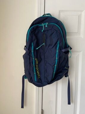 Patagonia | Bags | Patagonia Blackhole 32 L Mens Backpack In Black And Green | Poshmark Patagonia | Bags | Patagonia Blackhole 32 L Mens Backpack In Black And Green | Poshmark